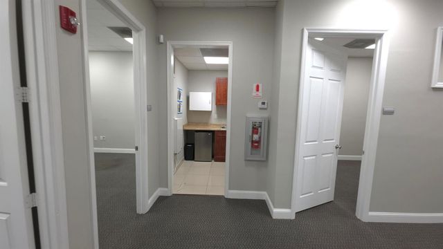 7301 Wiles Road 107, Coral Springs, FL 33067