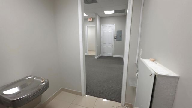 7301 Wiles Road 107, Coral Springs, FL 33067