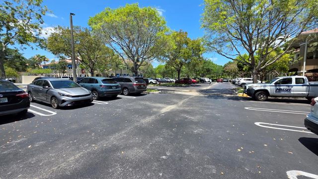 7301 Wiles Road 107, Coral Springs, FL 33067