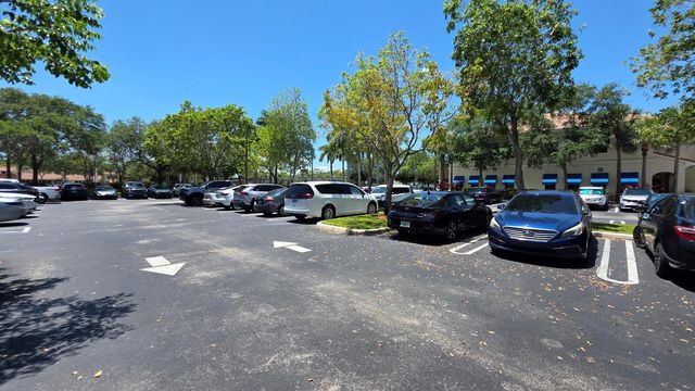 7301 Wiles Road 107, Coral Springs, FL 33067