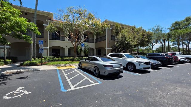 7301 Wiles Road 107, Coral Springs, FL 33067