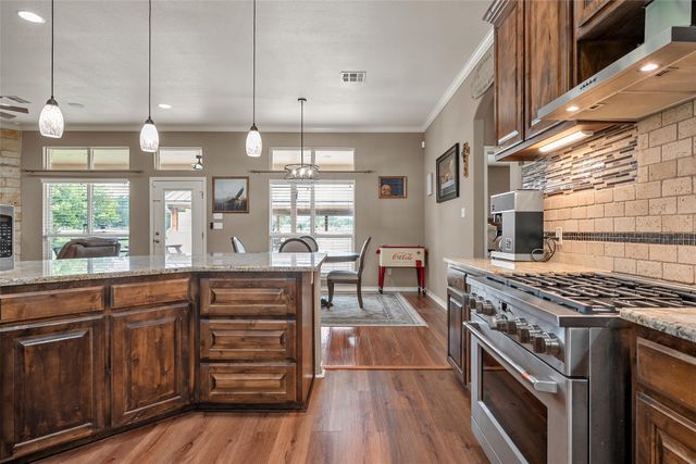 1117 Downsville Road, Robinson, TX 76706