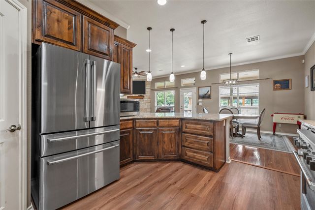 1117 Downsville Road, Robinson, TX 76706
