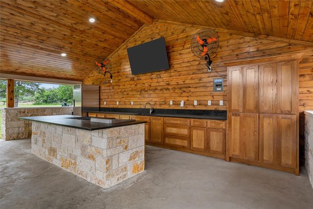 1117 Downsville Road, Robinson, TX 76706