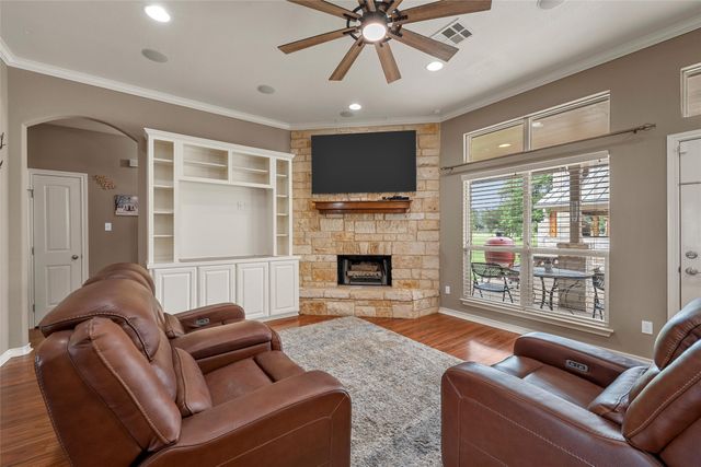 1117 Downsville Road, Robinson, TX 76706