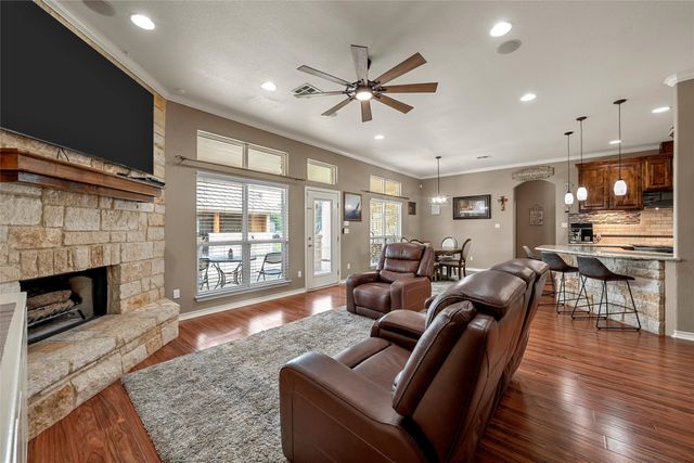 1117 Downsville Road, Robinson, TX 76706