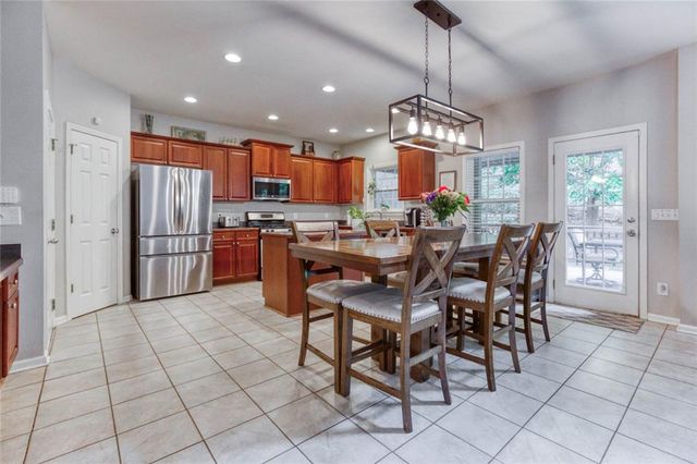 1017 Panoramic Pointe NE, Buford, GA 30518