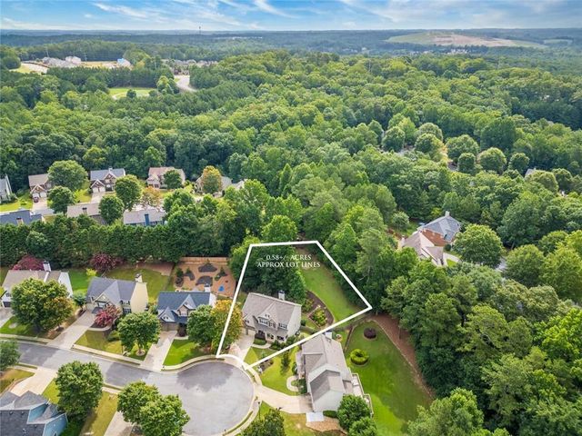 1017 Panoramic Pointe NE, Buford, GA 30518