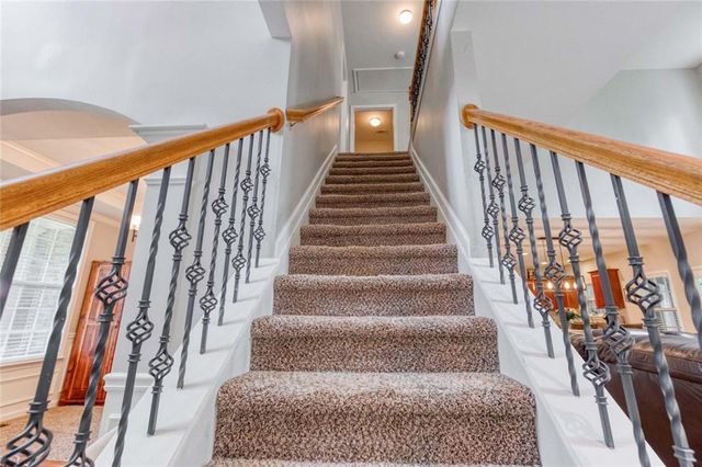 1017 Panoramic Pointe NE, Buford, GA 30518