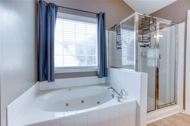 1017 Panoramic Pointe NE, Buford, GA 30518