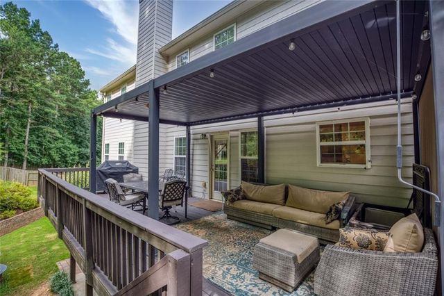 1017 Panoramic Pointe NE, Buford, GA 30518