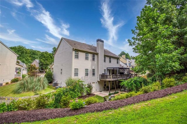 1017 Panoramic Pointe NE, Buford, GA 30518