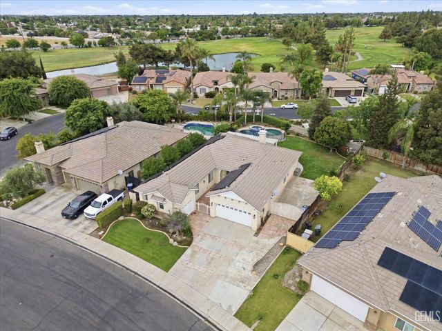 9406 Kingsmill Lane, Bakersfield, CA 93312