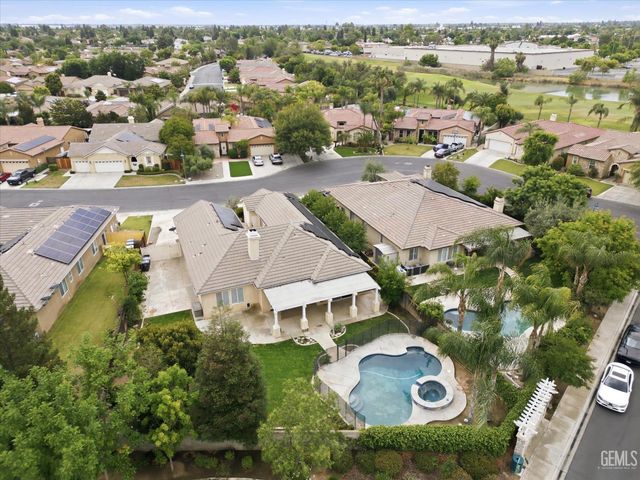 9406 Kingsmill Lane, Bakersfield, CA 93312