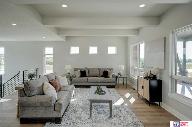 901 Pine Grove Lane, Lincoln, NE 68521