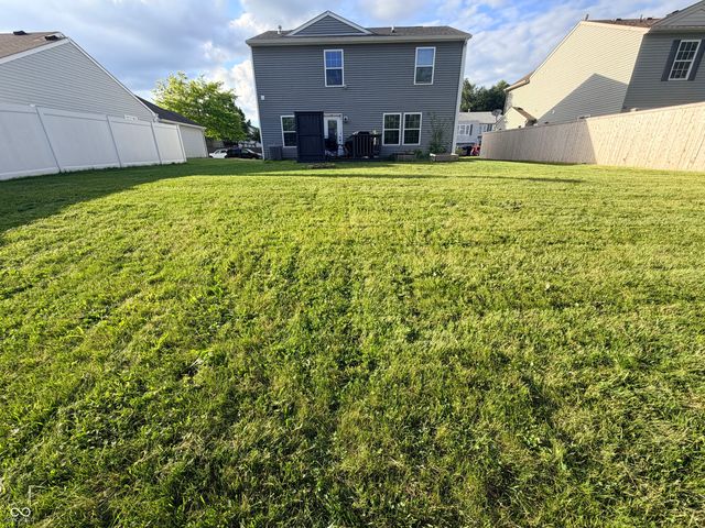 10879 Parker Drive, Indianapolis, IN 46231