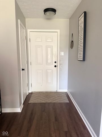 10879 Parker Drive, Indianapolis, IN 46231