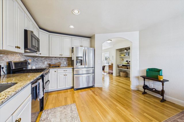 1760 Sitka Court, Mckinleyville, CA 95519