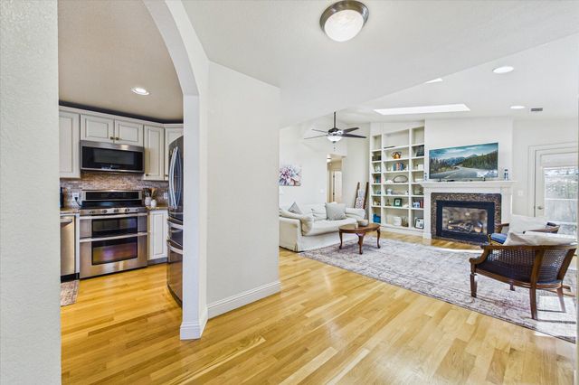 1760 Sitka Court, Mckinleyville, CA 95519