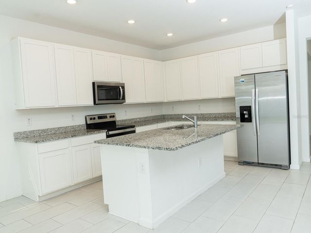 445 SILVER PALM DRIVE, Haines City, FL 33844