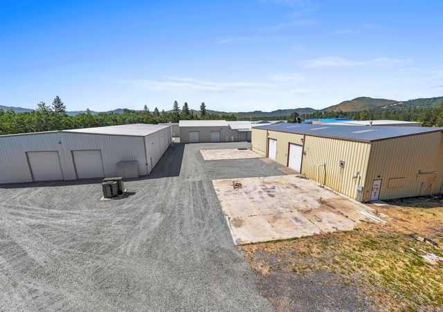 1344 Brookside Boulevard A, Grants Pass, OR 97526