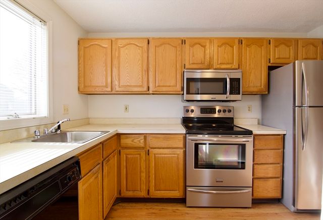 575 Bridge Rd 12-7, Northampton, MA 01062