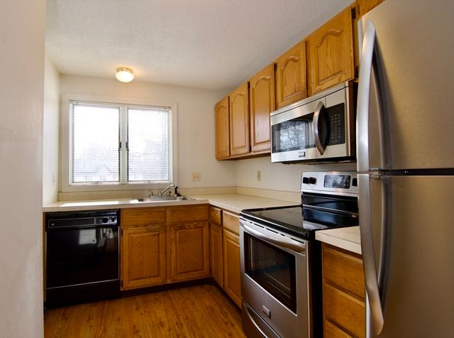 575 Bridge Rd 12-7, Northampton, MA 01062