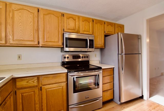 575 Bridge Rd 12-7, Northampton, MA 01062