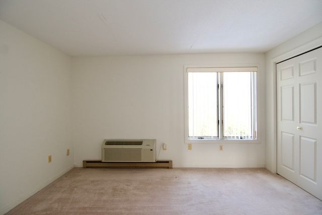 575 Bridge Rd 12-7, Northampton, MA 01062