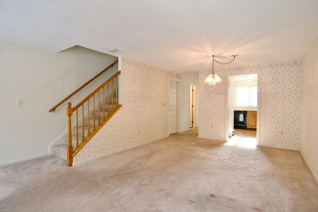 575 Bridge Rd 12-7, Northampton, MA 01062