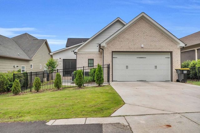 9257 Skyfall Drive, Ooltewah, TN 37363