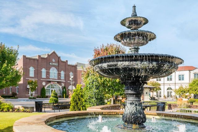 9257 Skyfall Drive, Ooltewah, TN 37363