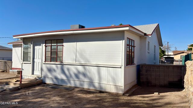 8033 CARPENTER Drive, El Paso, TX 79915