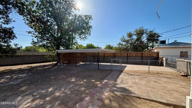 8033 CARPENTER Drive, El Paso, TX 79915