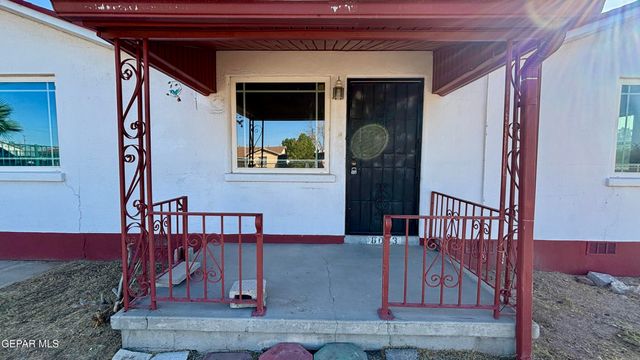 8033 CARPENTER Drive, El Paso, TX 79915