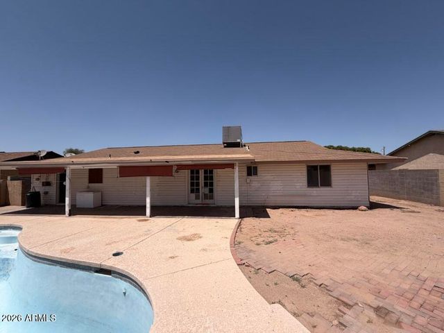 581 W 21ST Avenue, Apache Junction, AZ 85120
