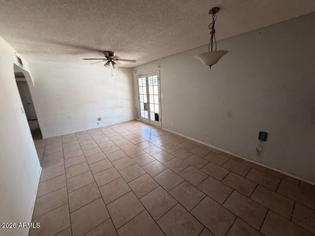 581 W 21ST Avenue, Apache Junction, AZ 85120