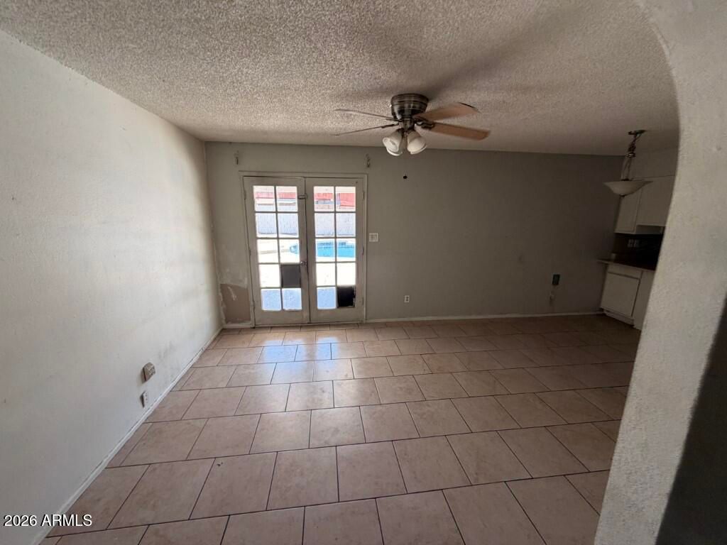 581 W 21ST Avenue, Apache Junction, AZ 85120 — photo 4