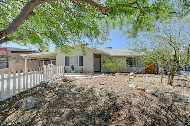 849 Center Street, Henderson, NV 89015