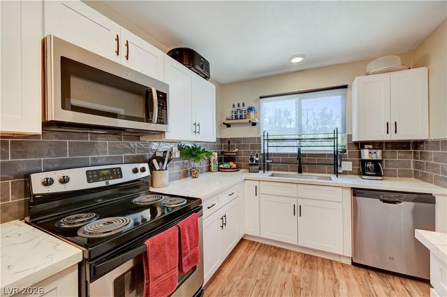 849 Center Street, Henderson, NV 89015