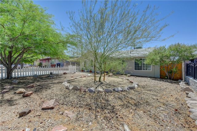849 Center Street, Henderson, NV 89015