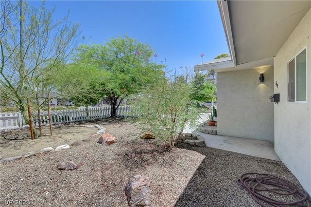 849 Center Street, Henderson, NV 89015
