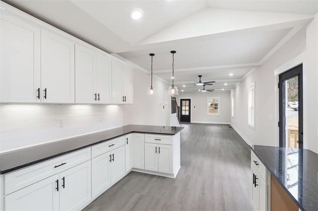 285 E Third St, Fruithurst, AL 36262