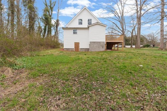 285 E Third St, Fruithurst, AL 36262