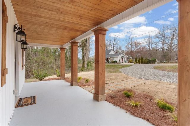 285 E Third St, Fruithurst, AL 36262