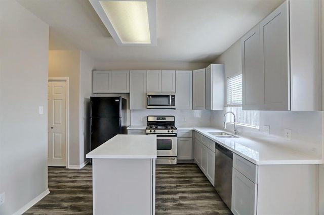 15530 Hickory Dale Street, Cypress, TX 77429