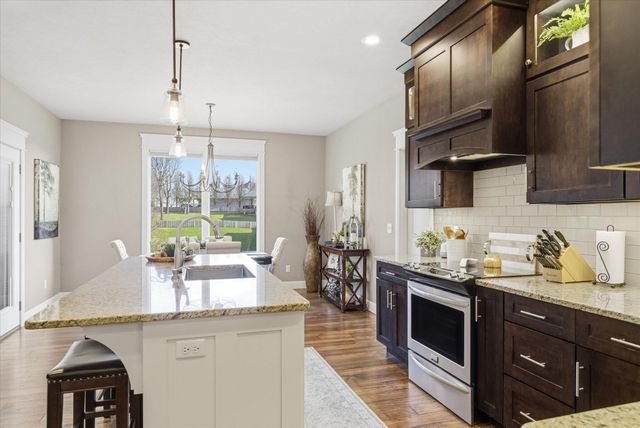 388 N Niangua Drive, Nixa, MO 65714