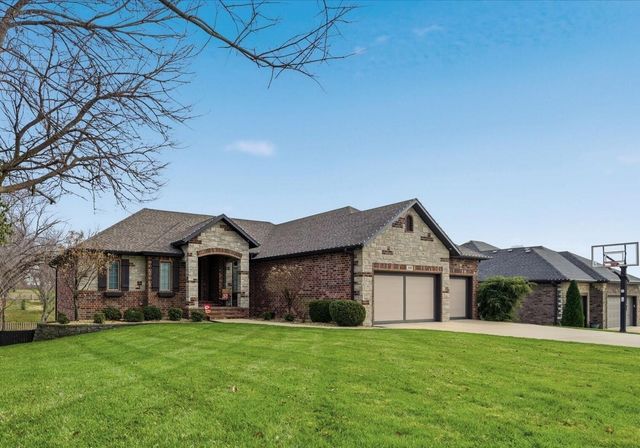 388 N Niangua Drive, Nixa, MO 65714