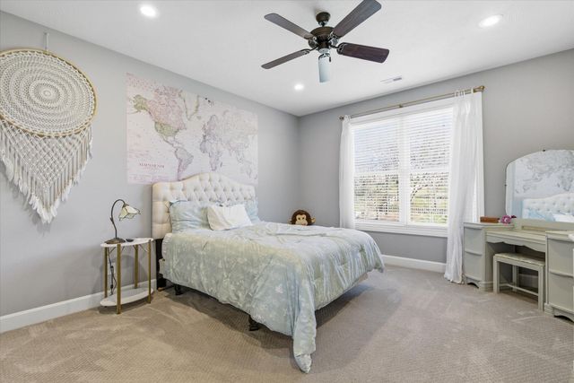 388 N Niangua Drive, Nixa, MO 65714