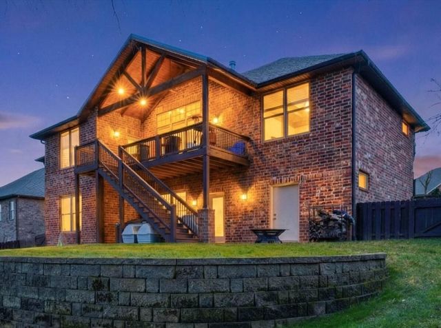 388 N Niangua Drive, Nixa, MO 65714